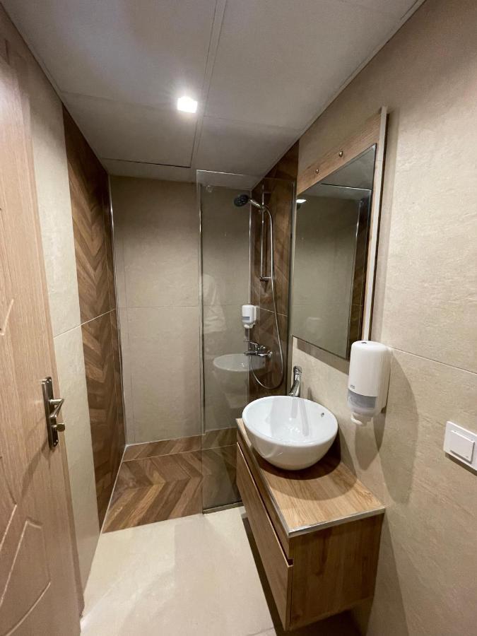 Seventy Four Hotel 아마스라 외부 사진